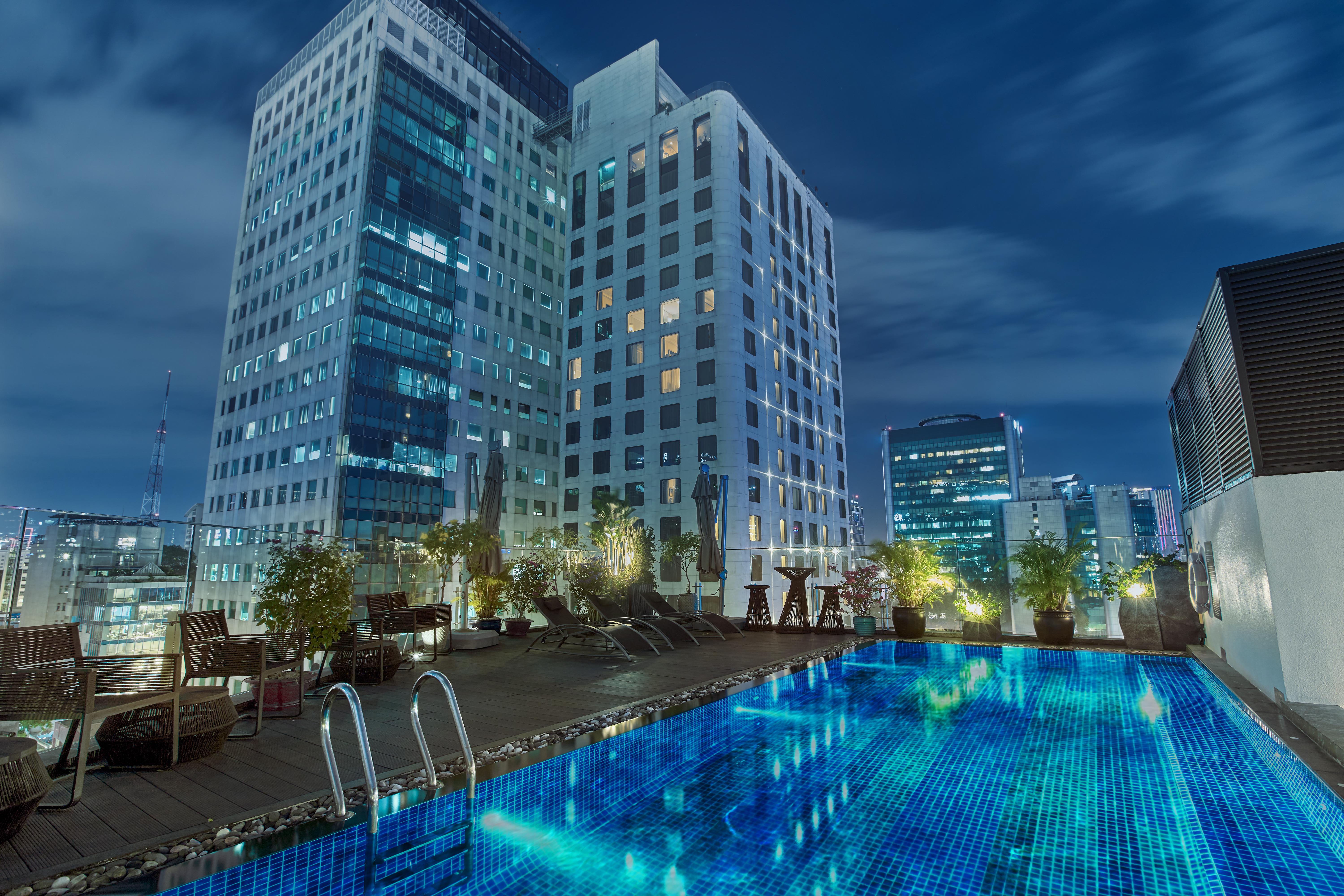 Bach Saigon Hotel 4*