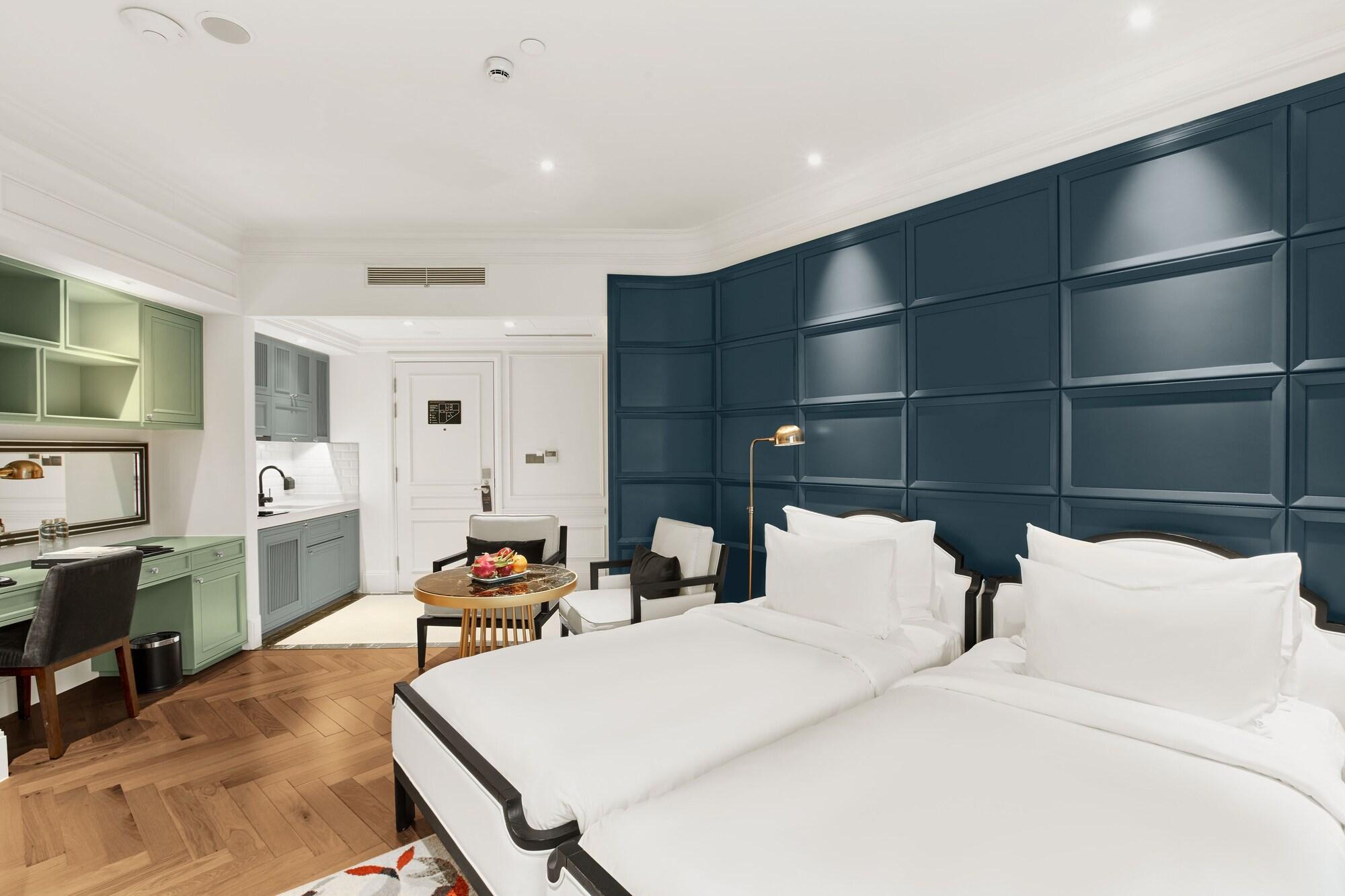 Bach Saigon Hotel 4*