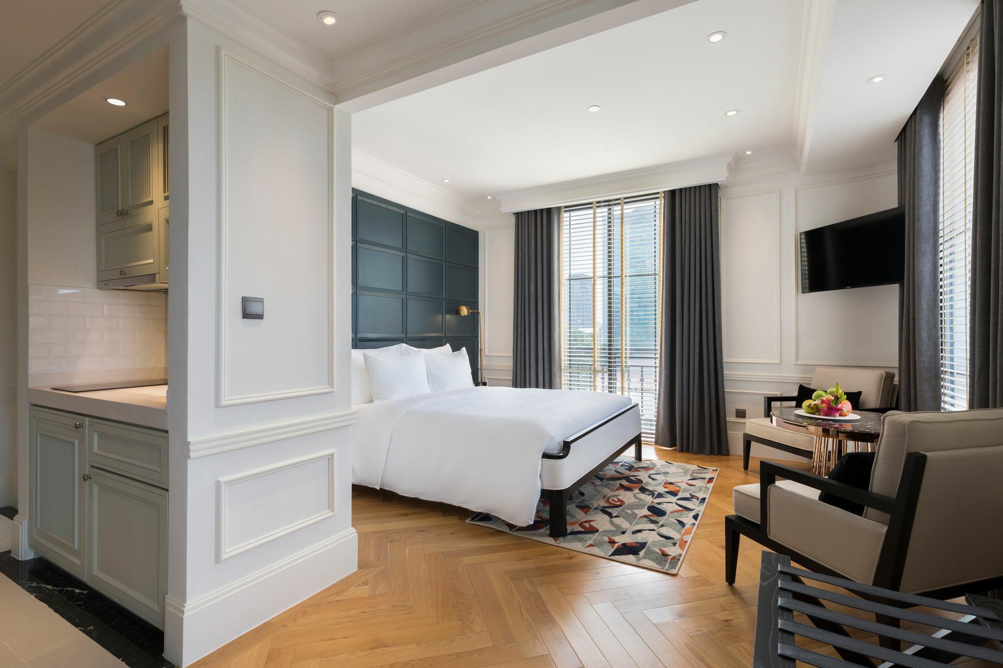 Bach Saigon Hotel 4*